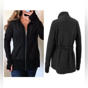 CAbi #3378 Sprint Jacket Medium Full Zip Stripe Curved Back Hem Pockets Black